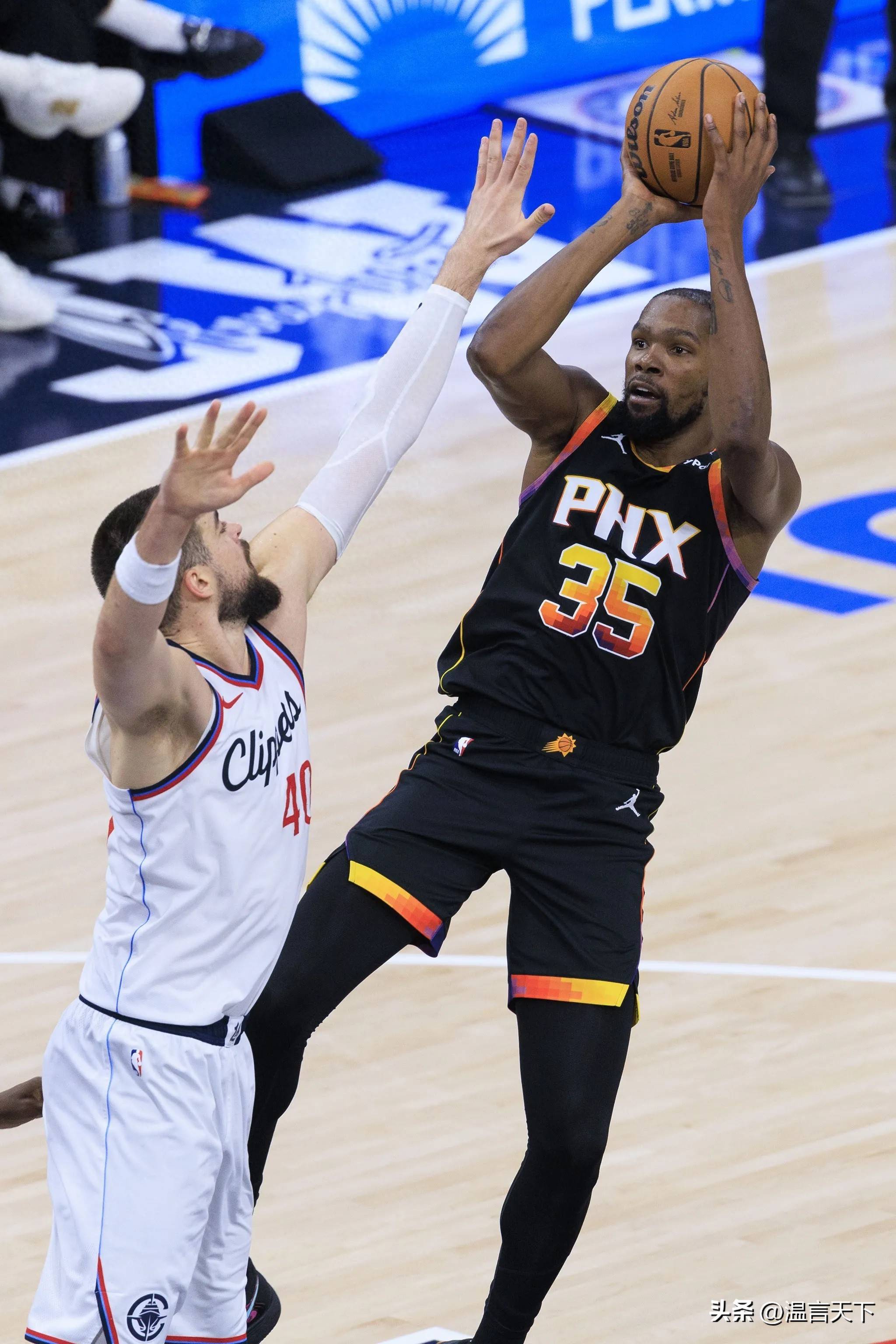 集结日克里夫兰骑士备战NBA总决赛，强势反弹细节曝光，赛场秩序良好，控场能力受关注的简单介绍